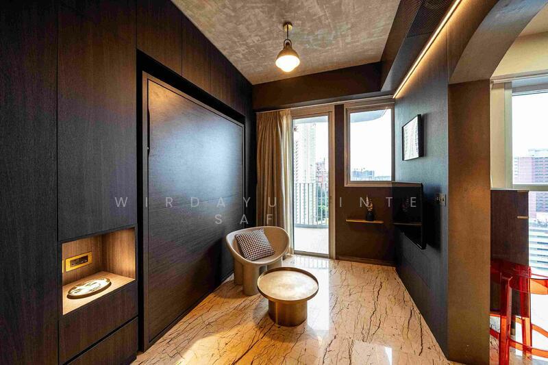 Prop-GPT: Condominium: D03 Queenstown Queens Peak