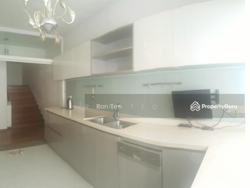 Prop-GPT: Condominium: D11  Hillcrest Arcadia