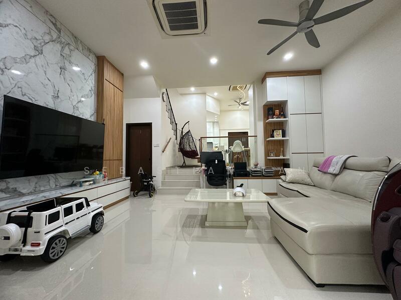Prop-GPT: Terrace: D22 Boon Lay Westville