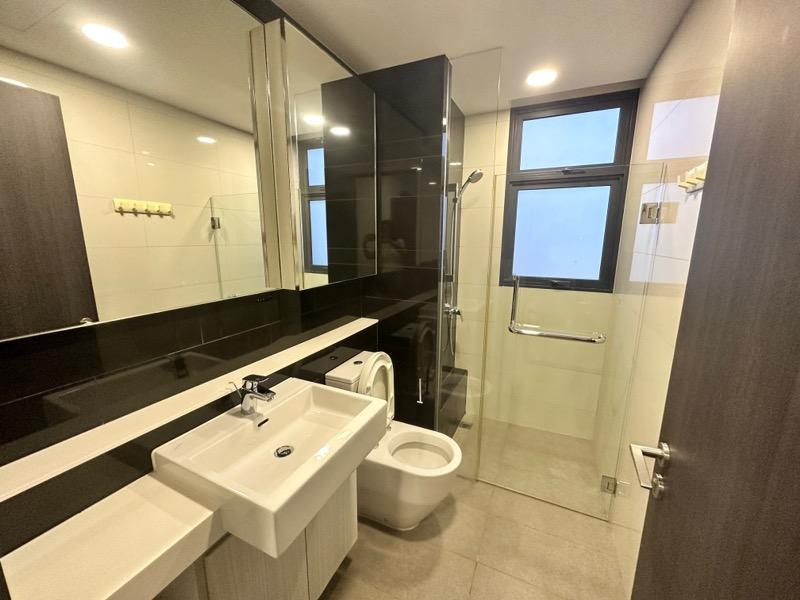 Gem Residences Condominium For Sale, $1,520,000, 2 Bed 2 Bath 775 sqft $1,961.00 psf