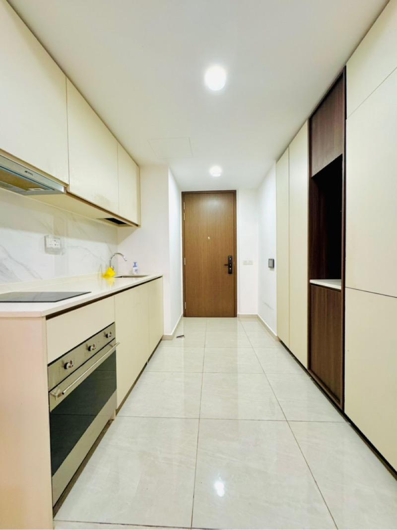 Kopar At Newton Condominium For Sale, $1,760,000, 2 Bed 2 Bath 689 sqft $2,554.00 psf
