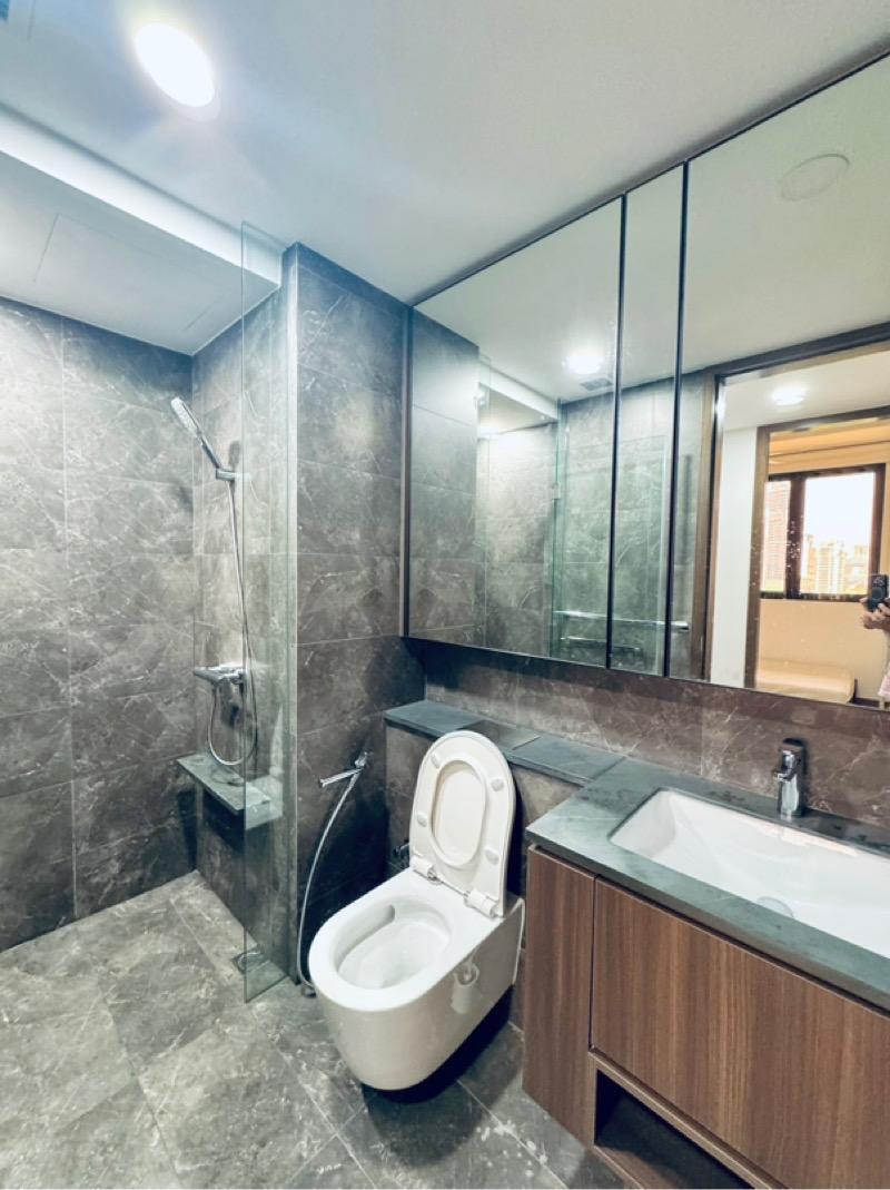 Kopar At Newton Condominium For Sale, $1,760,000, 2 Bed 2 Bath 689 sqft $2,554.00 psf