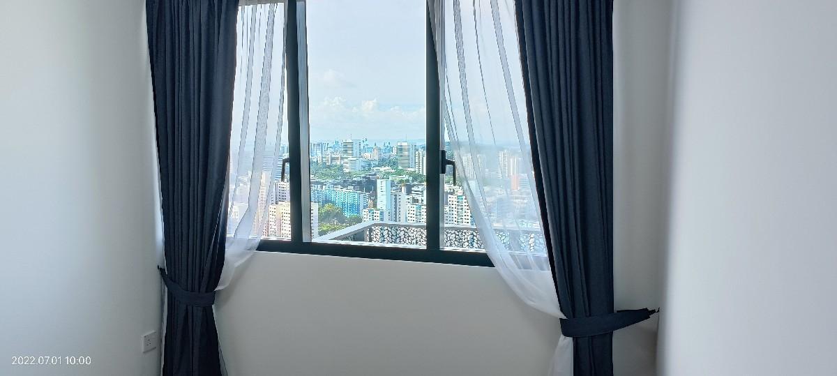 Prop-GPT: Condominium: D03  Stirling Residences