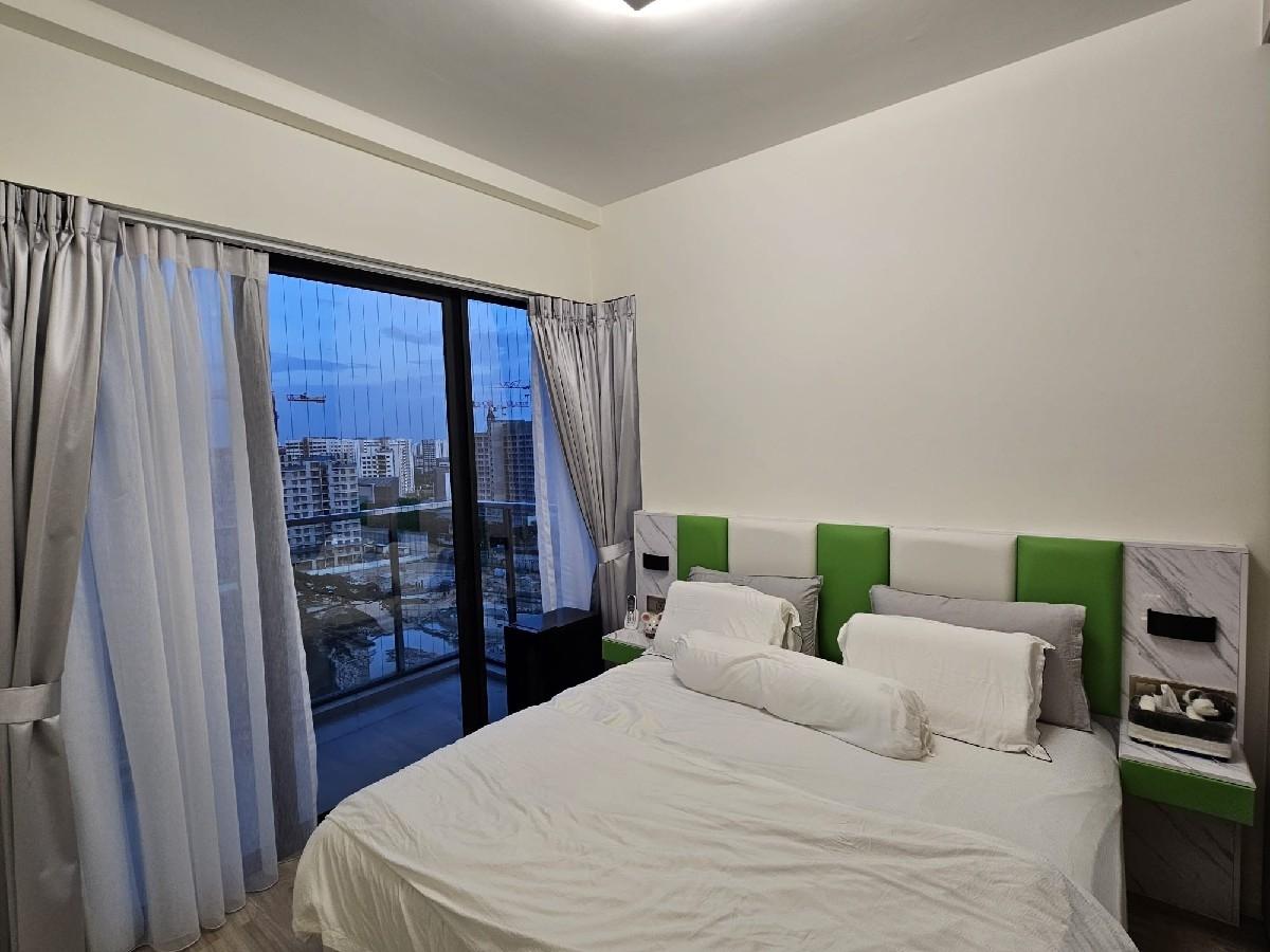 Prop-GPT: Condominium: D13 Macpherson The Woodleigh Residences