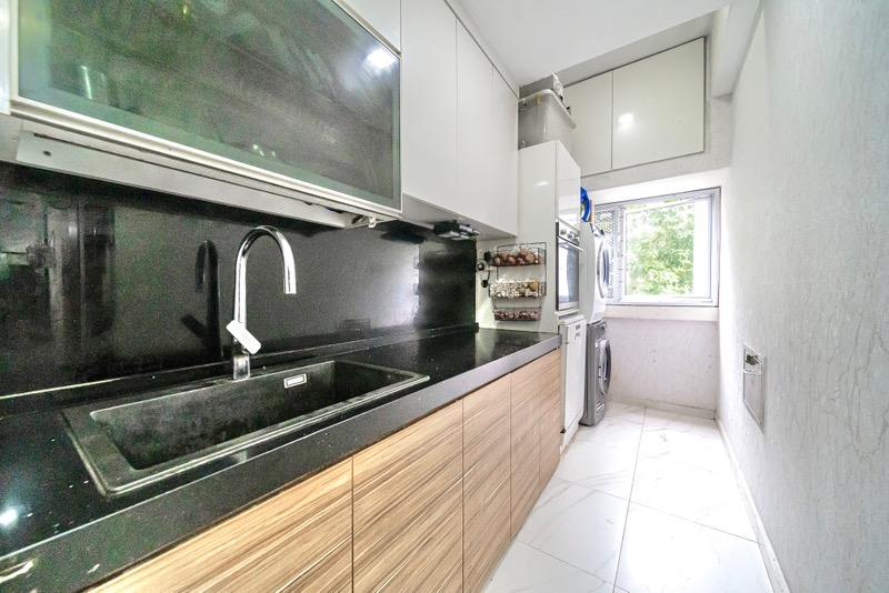 Villa De West Condominium For Sale, $1,688,888, 2 Bed 2 Bath 1,012 sqft $1,669.00 psf