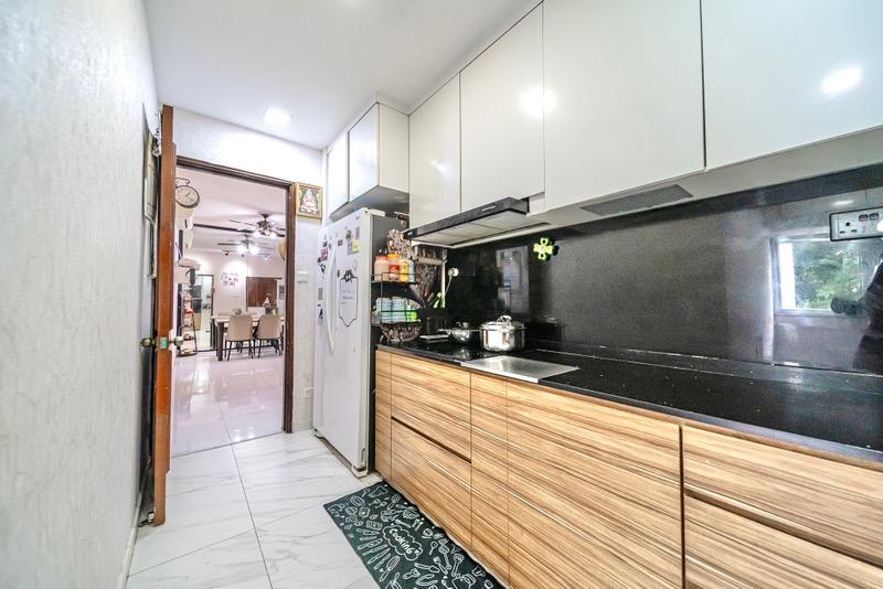 Villa De West Condominium For Sale, $1,688,888, 2 Bed 2 Bath 1,012 sqft $1,669.00 psf