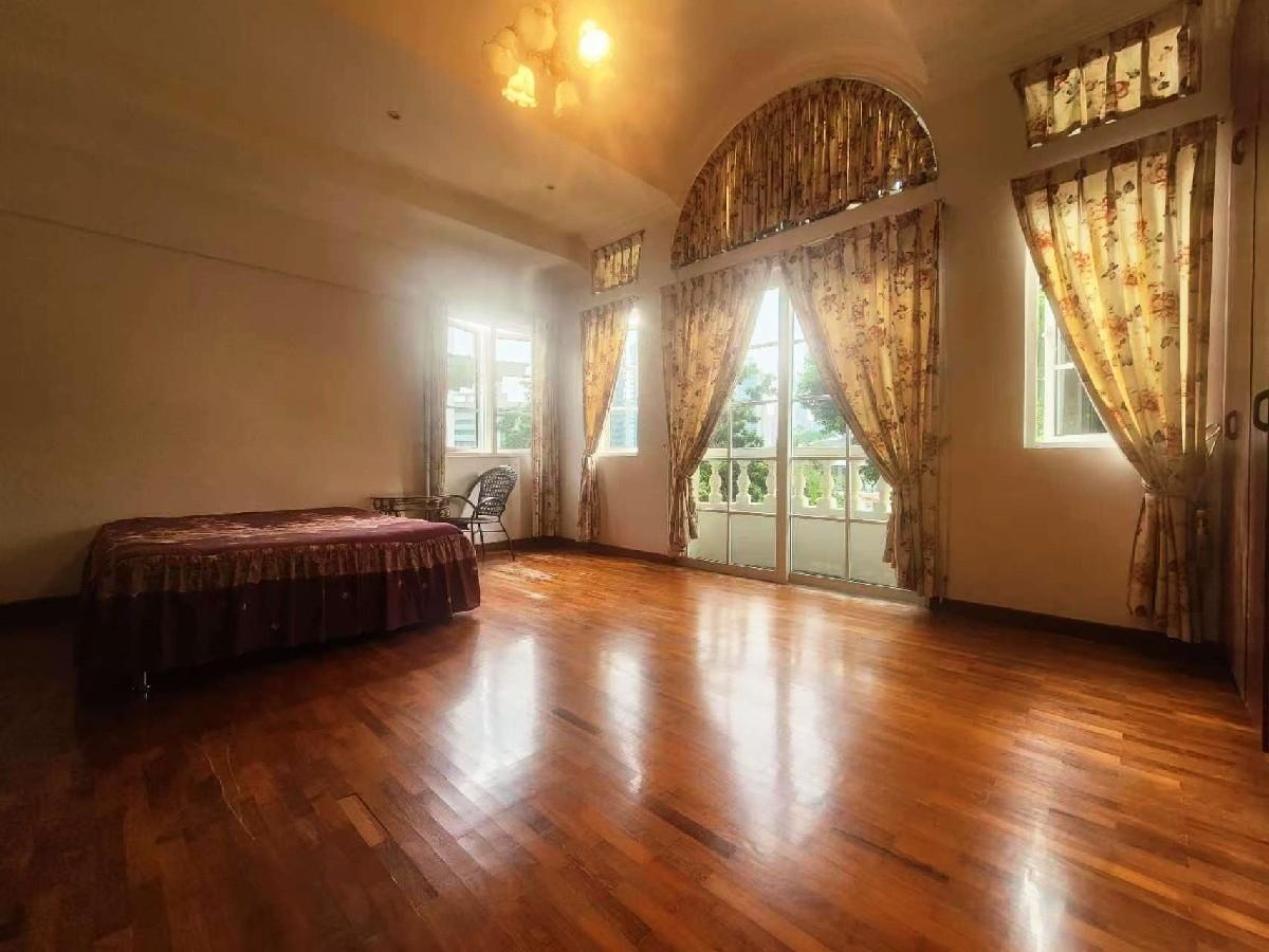 Semi detached house at prime location Orchard  Semi-Detached House For Sale, $15,000,000, 5 Bed 6 Bath 3,300 sqft $3,814.00 psf