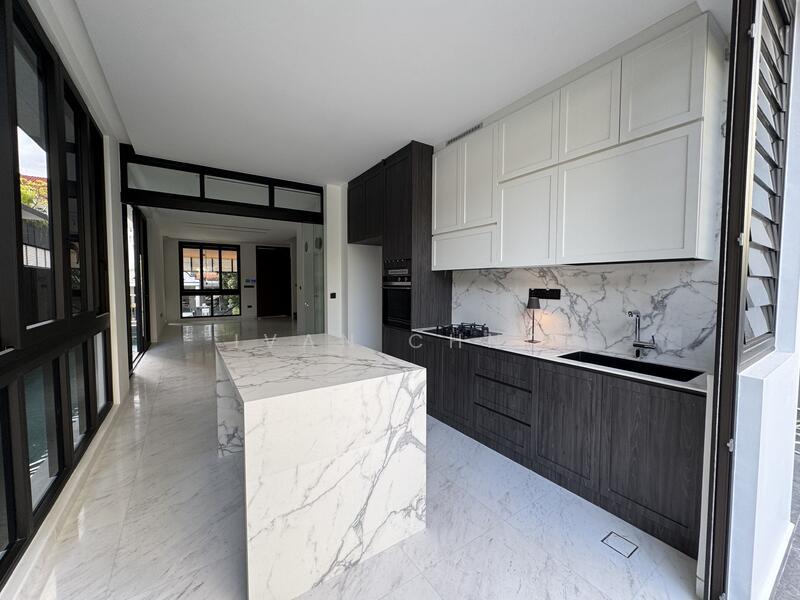 Prop-GPT: Semi-Detached: D18 Pasir Ris Awesome Price for a Brand New Semi detached Home in the East! Hurry!