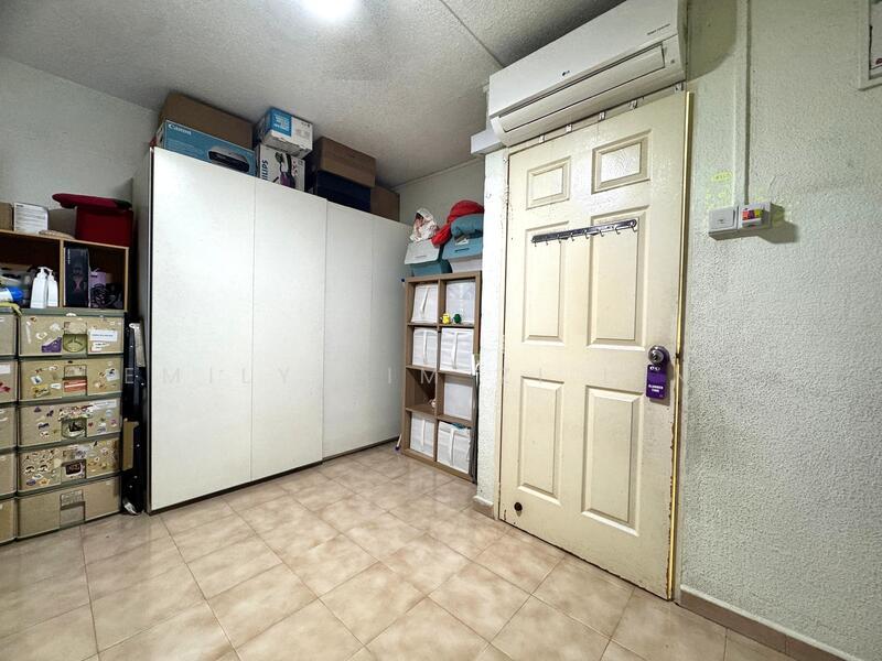 230 Yishun Street 21