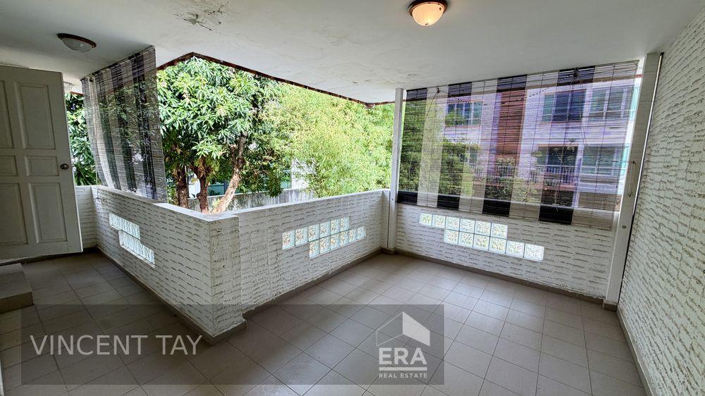 New Exclusive Listing!