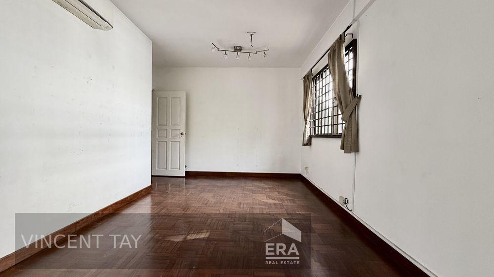 New Exclusive Listing!