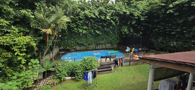 Prop-GPT: Detached: D05  Freehold Bungalow Sunset Way