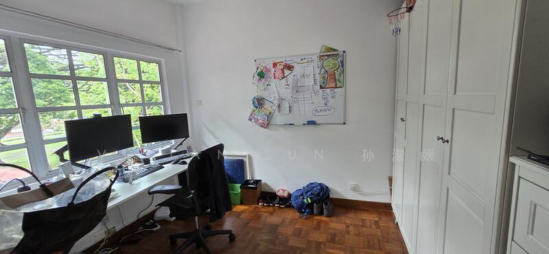 Freehold Bungalow Sunset Way