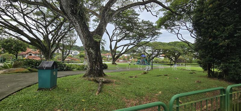 Freehold Bungalow Sunset Way