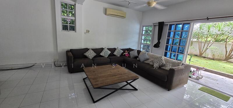 Freehold Bungalow Sunset Way