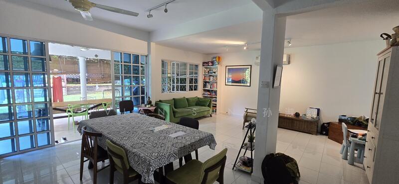 Freehold Bungalow Sunset Way