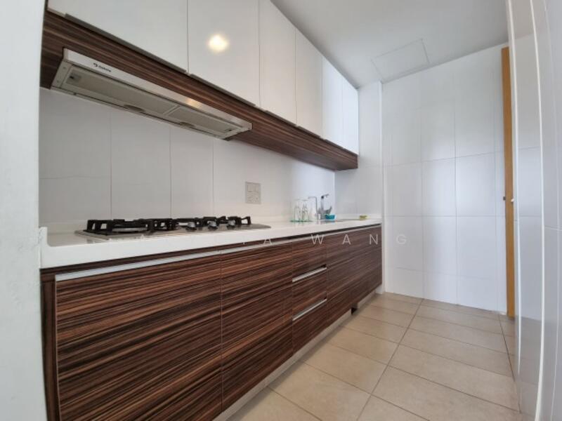 Elliot at the East Coast