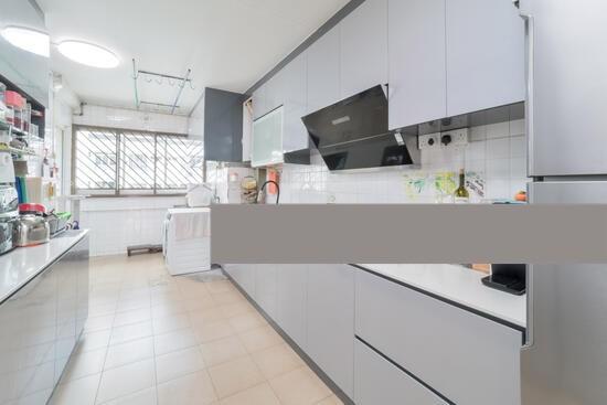 365 Yishun Ring Road HDB Apartment For Sale, $570,000, 3 Bed 2 Bath 1,130 sqft $504.00 psf