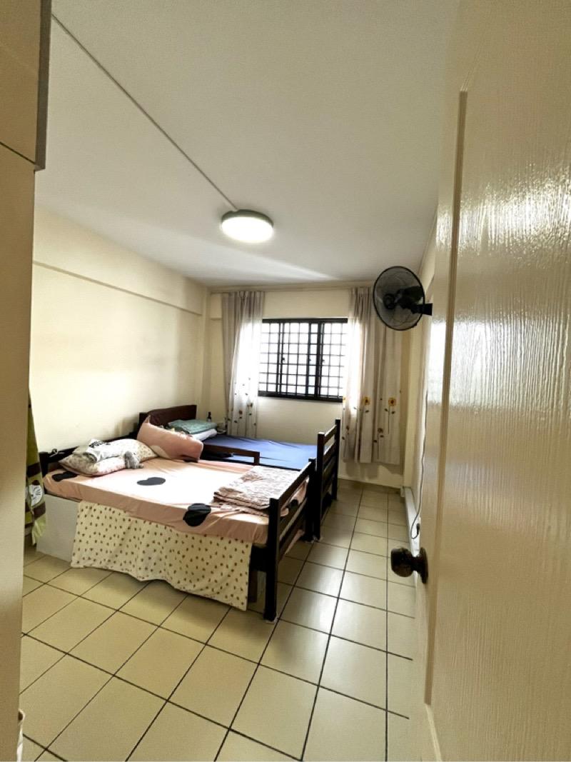 653 Yishun Avenue 4 HDB Apartment For Sale, $599,000, 4 Bed 2 Bath 1,119 sqft $535.00 psf