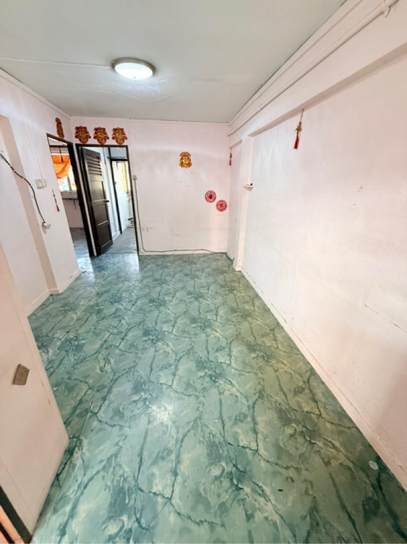 70 Circuit Road HDB Apartment For Sale, $295,000, 2 Bed 1 Bath 473 sqft $624.00 psf