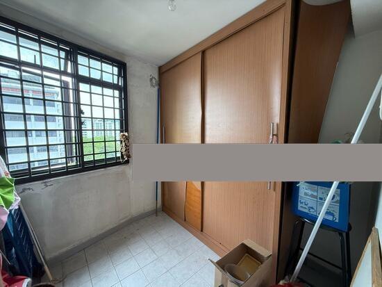 13 Telok Blangah Crescent HDB Apartment For Sale, $385,000, 2 Bed 1 Bath 699 sqft $551.00 psf