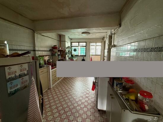 13 Telok Blangah Crescent HDB Apartment For Sale, $385,000, 2 Bed 1 Bath 699 sqft $551.00 psf