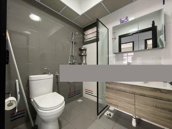 479B Yishun Street 42 HDB Apartment For Sale, $620,000, 3 Bed 2 Bath 1,001 sqft $619.00 psf