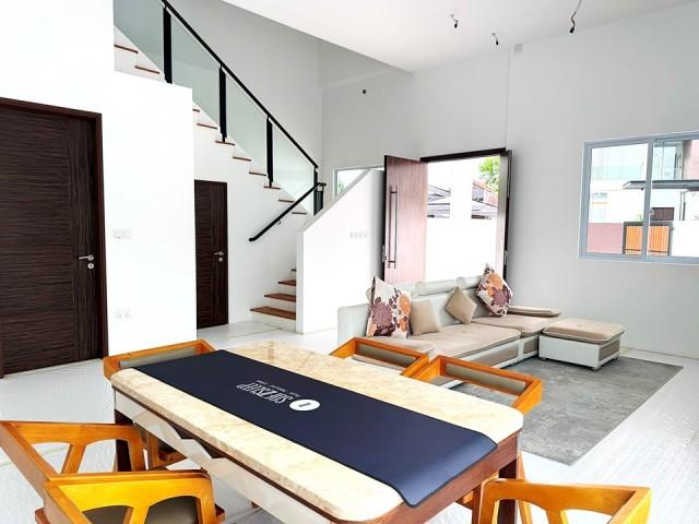 Prop-GPT: Semi-Detached: D17  Cheapest Brand New, 3storey Freehold Semi-D with lift & 5 bedrooms