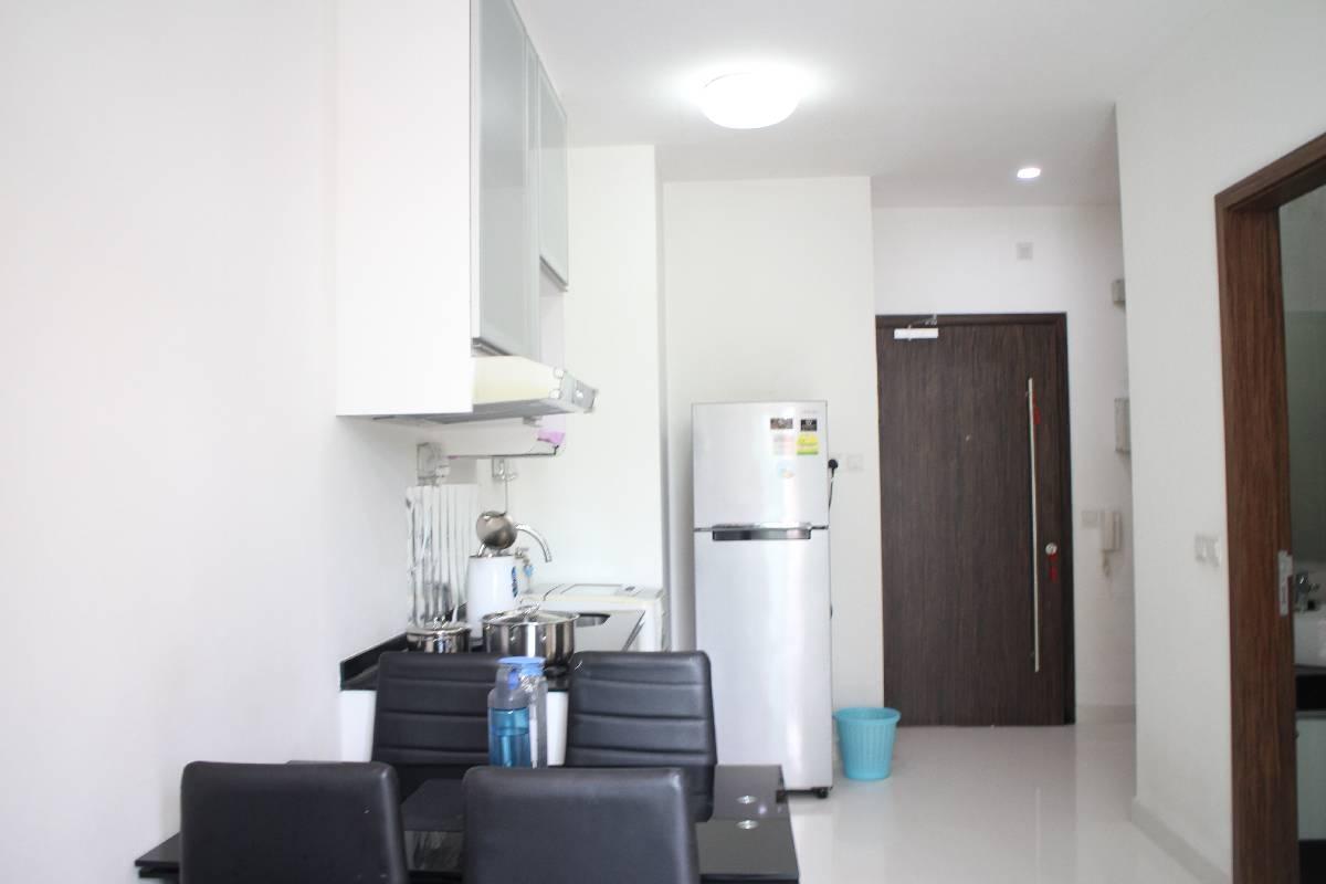 Prop-GPT: Condominium: D25 Woodgrove Parc Rosewood