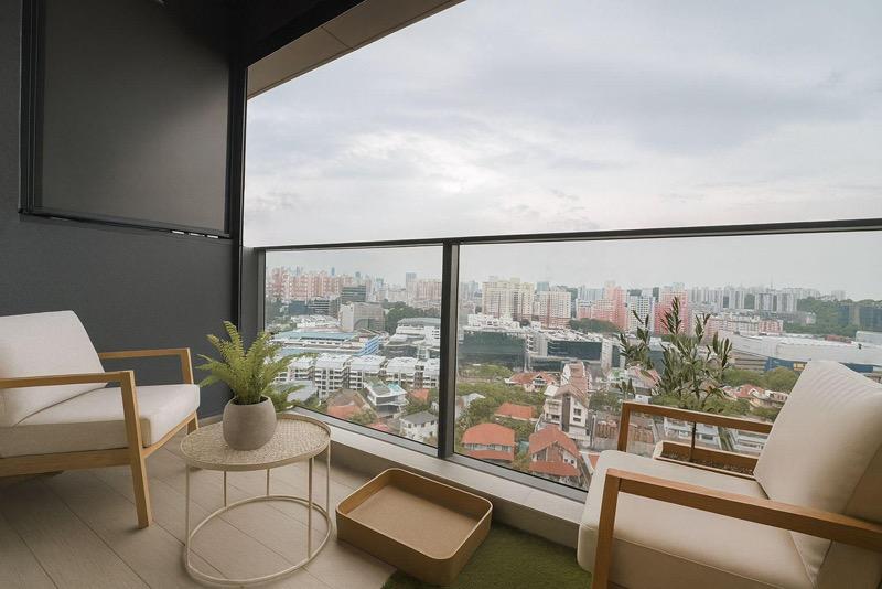 Prop-GPT: Condominium: D03  Stirling Residences