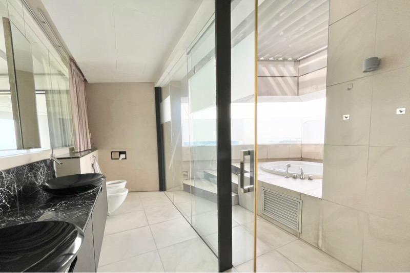 The Sail @ Marina Bay Condominium For Sale, $12,300,000, 4 Bed 3 Bath 5,597 sqft $2,198.00 psf