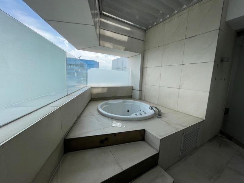 The Sail @ Marina Bay Condominium For Sale, $12,300,000, 4 Bed 3 Bath 5,597 sqft $2,198.00 psf