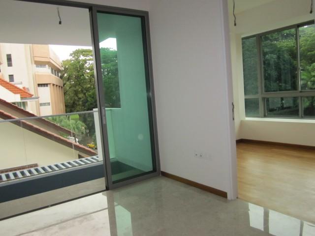 Newton Edge Condominium For Sale, $910,000, 1 Bed 1 Bath 463 sqft $1,965.00 psf