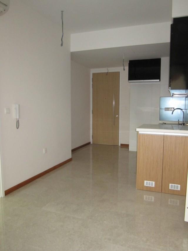 Newton Edge Condominium For Sale, $910,000, 1 Bed 1 Bath 463 sqft $1,965.00 psf