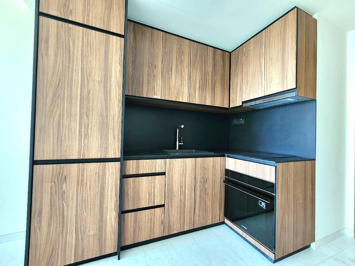 Coastline Residences Condominium For Sale, $2,280,000, 2 Bed 2 Bath 710 sqft $3,211.00 psf