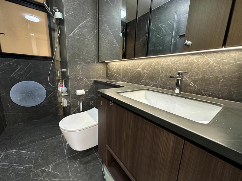 Prop-GPT: Condominium: D09 Cairnhill Kopar At Newton