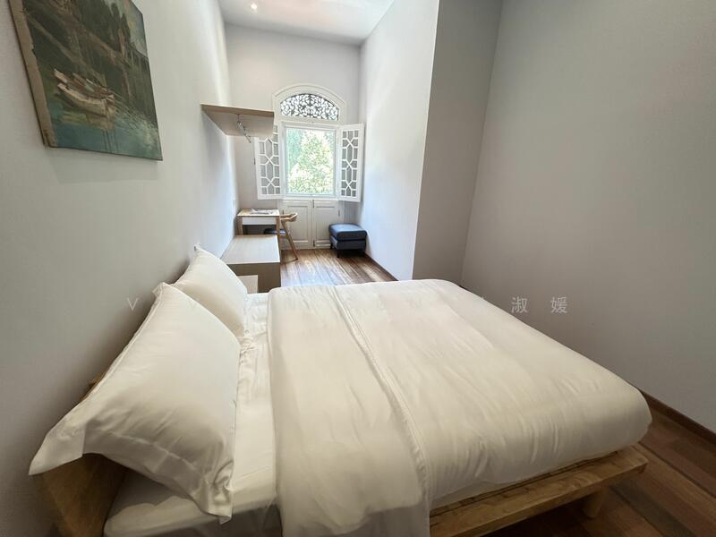 291 River Valley Road