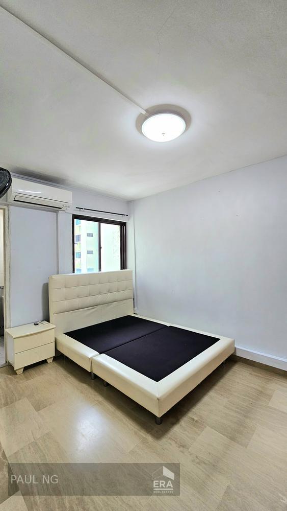 Yishun Street 21, Yishun, Singapore, D27, 760201