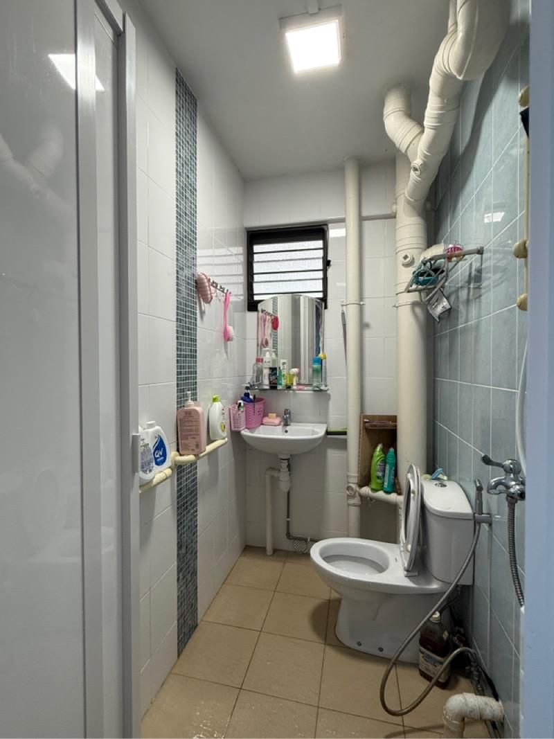 289 Yishun Avenue 6 HDB Apartment For Sale, $488,000, 3 Bed 2 Bath 904 sqft $540.00 psf