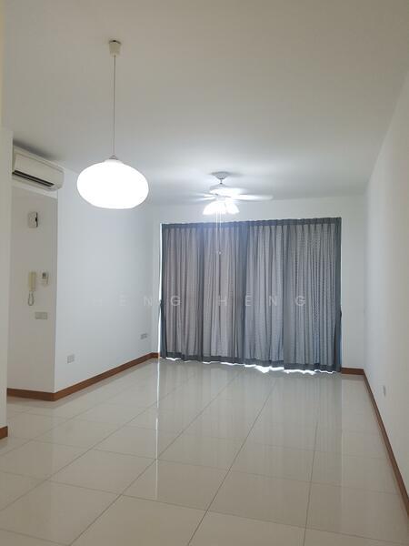 Prop-GPT: Condominium: D16  Waterfront Waves