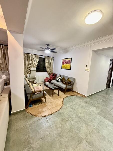 722 Tampines Street 72