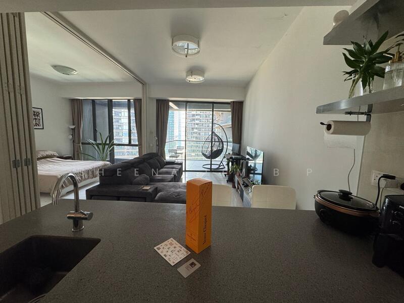 Prop-GPT: Condominium: D01 Marina Marina One Residences