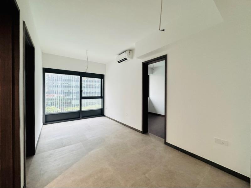 Midtown Modern Condominium For Sale, $1,820,000, 2 Bed 1 Bath 592 sqft $3,074.00 psf