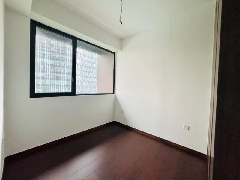 Midtown Modern Condominium For Sale, $1,820,000, 2 Bed 1 Bath 592 sqft $3,074.00 psf