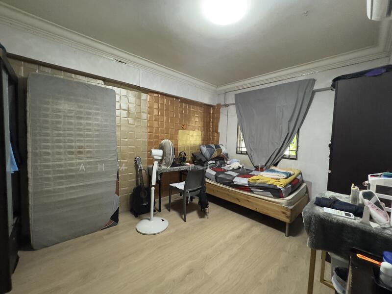 261 Jurong East Street 24