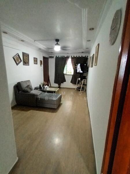 261 Jurong East Street 24