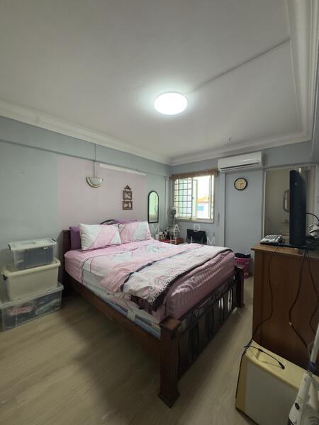 261 Jurong East Street 24