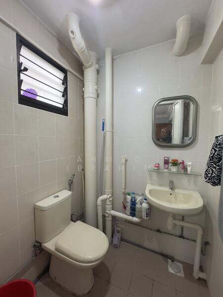 261 Jurong East Street 24