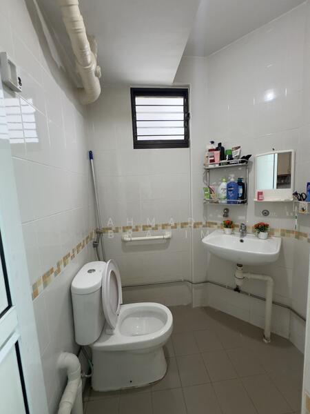 261 Jurong East Street 24