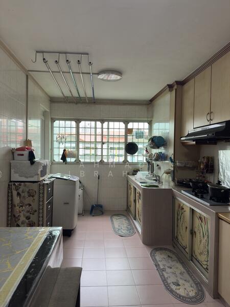 261 Jurong East Street 24